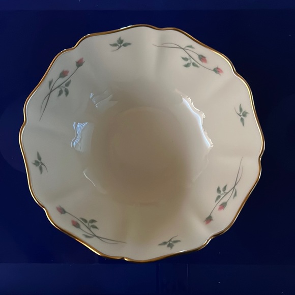 Lenox Other - Lenox “Rose Manor” Heart Bowl with Gold Accented Top
